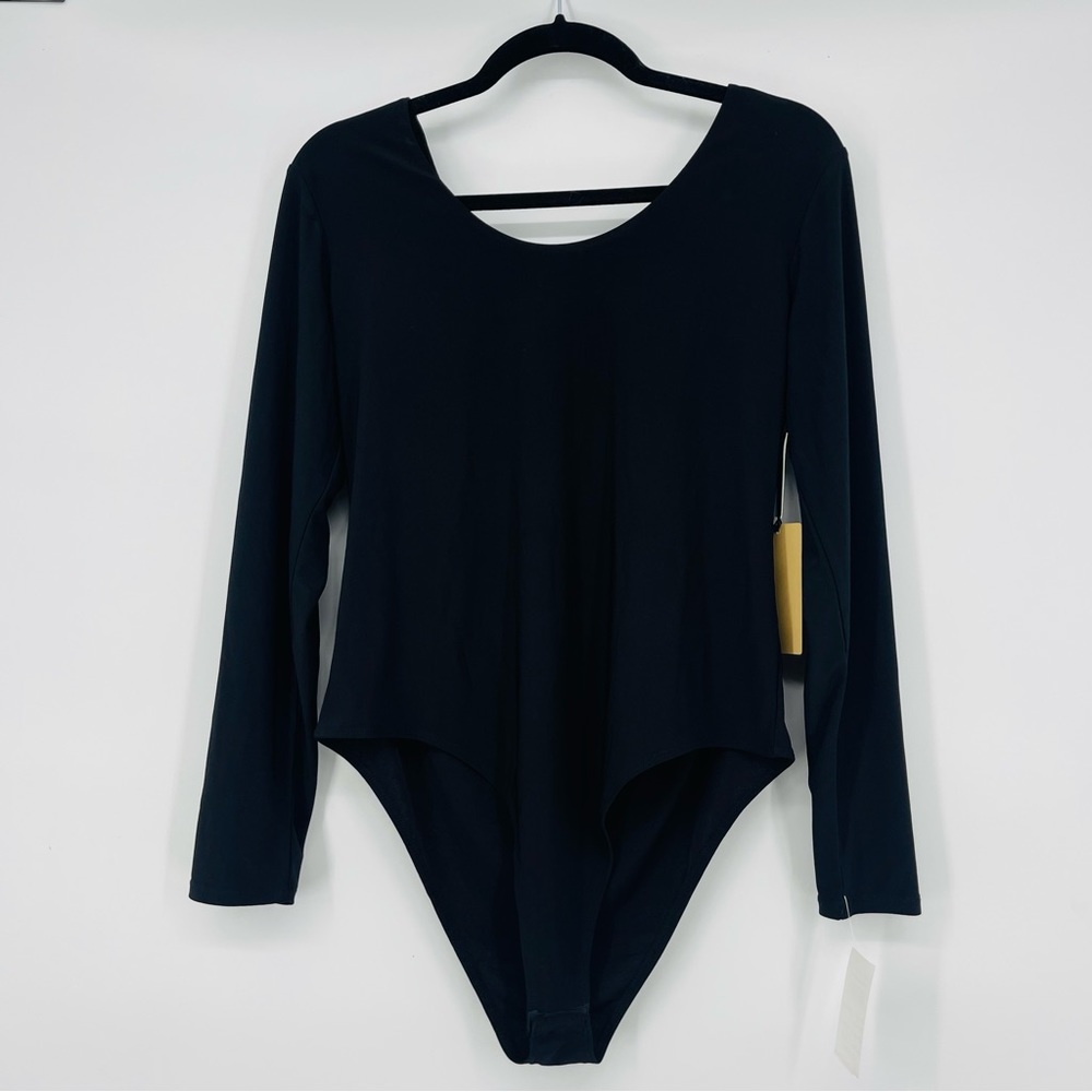 Halogen Black Long Sleeve Double Scoop Bodysuit Size 1X